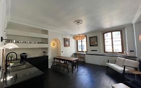 Suite Versailles Quartier Saint-Louis 6 Personnes
